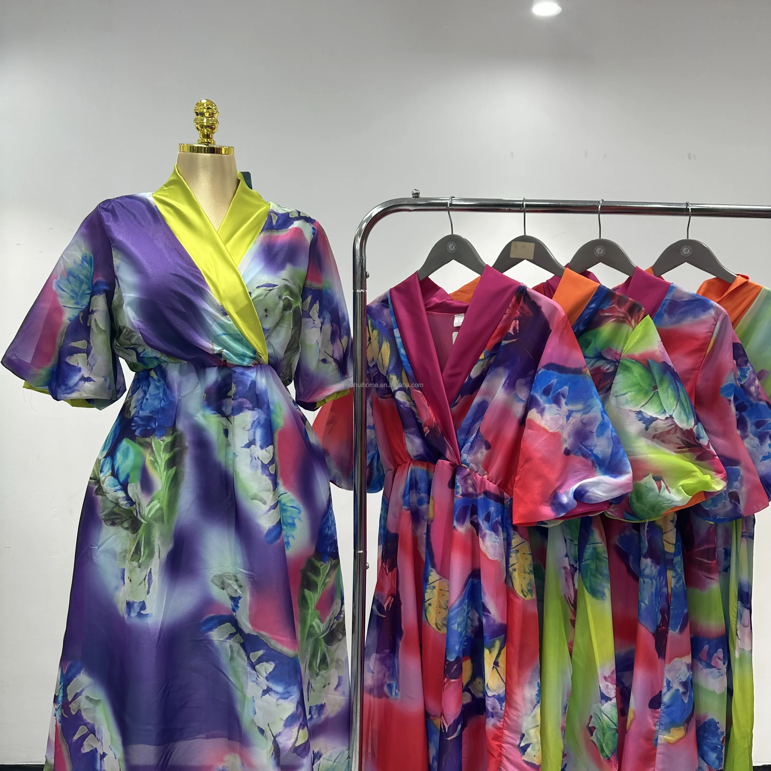 Robe Africaine Femme Grande Taille – Légère, Brodée & Tendance (Été)