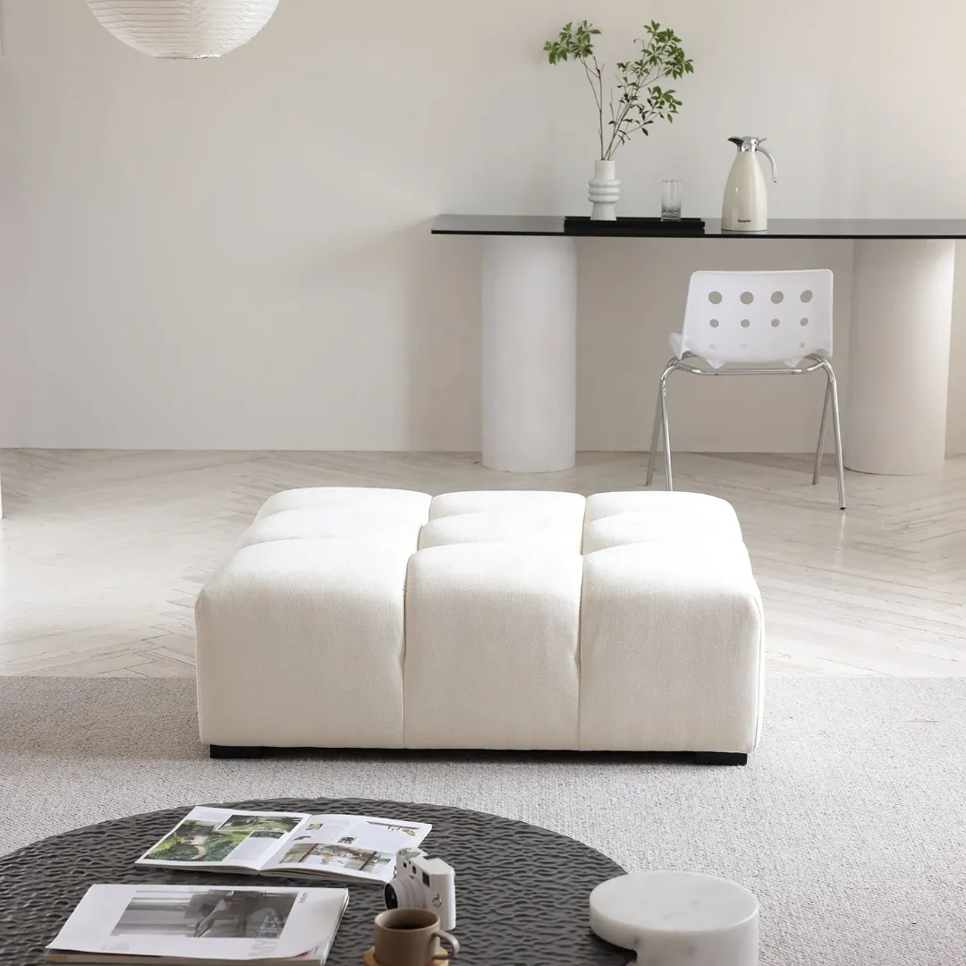 Pouf Repose-Pieds Compressé Sous Vide – Tissu Velours Haute Qualité, Confort et Gain de Place