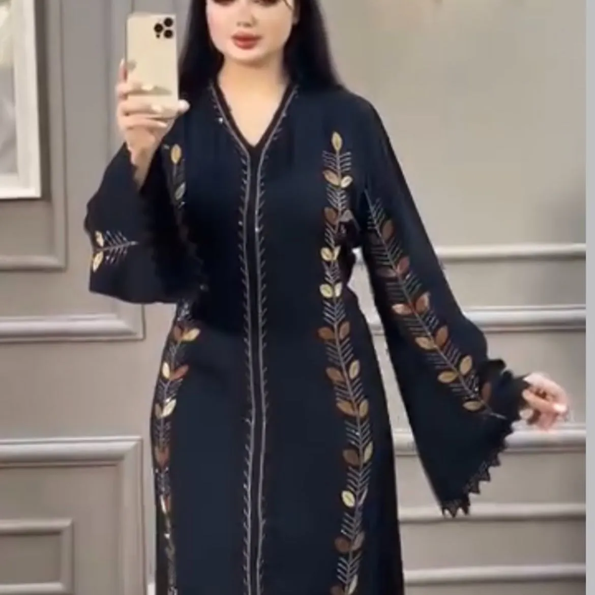 Abaya femme élégante noire brodée – Robe longue arabe chic pour occasions et quotidien