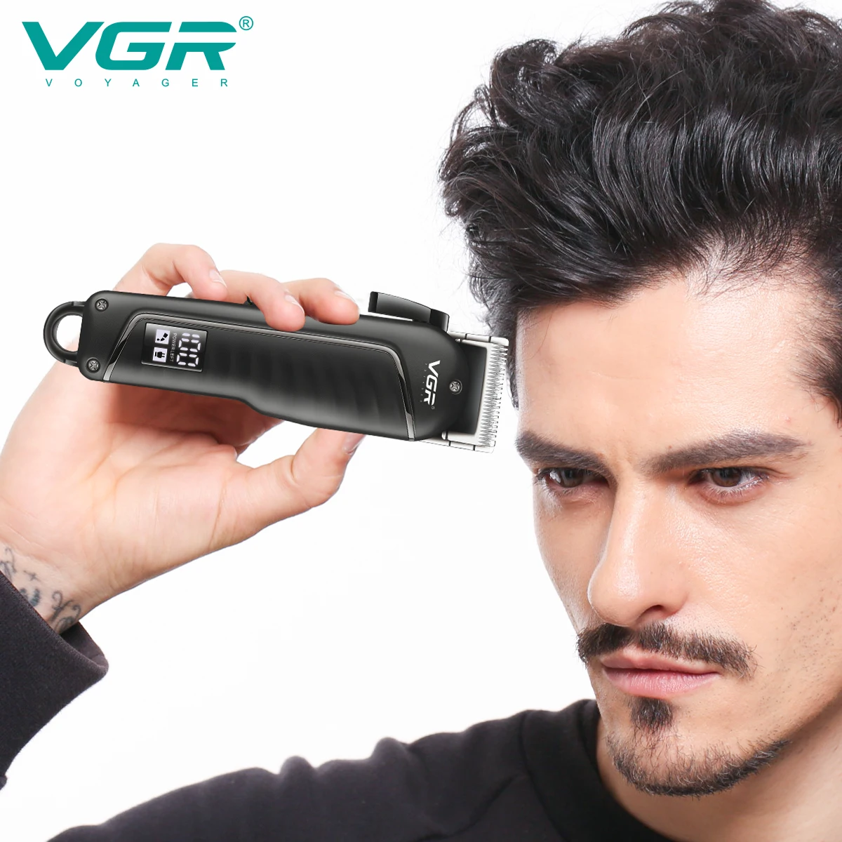Tondeuse Professionnelle Rechargeable VGR V-683 – Sans Fil, Lame Inox, 200 min d'Autonomie
