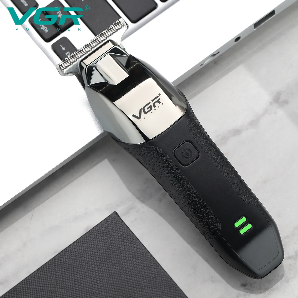 Tondeuse Professionnelle Rechargeable VGR V-171 – Sans Fil, Lame Inox, 240 min d'Autonomie