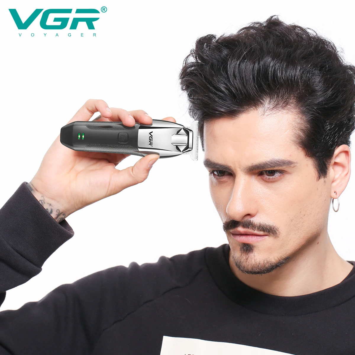 Tondeuse Professionnelle Rechargeable VGR V-171 – Sans Fil, Lame Inox, 240 min d'Autonomie