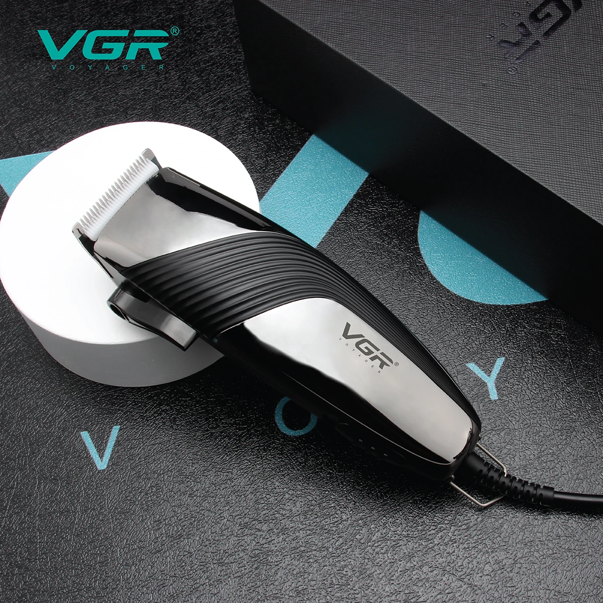 VGR V-121 Tondeuse Professionnelle Moteur AC Puissant 7W – Coupe Précise & Silencieuse