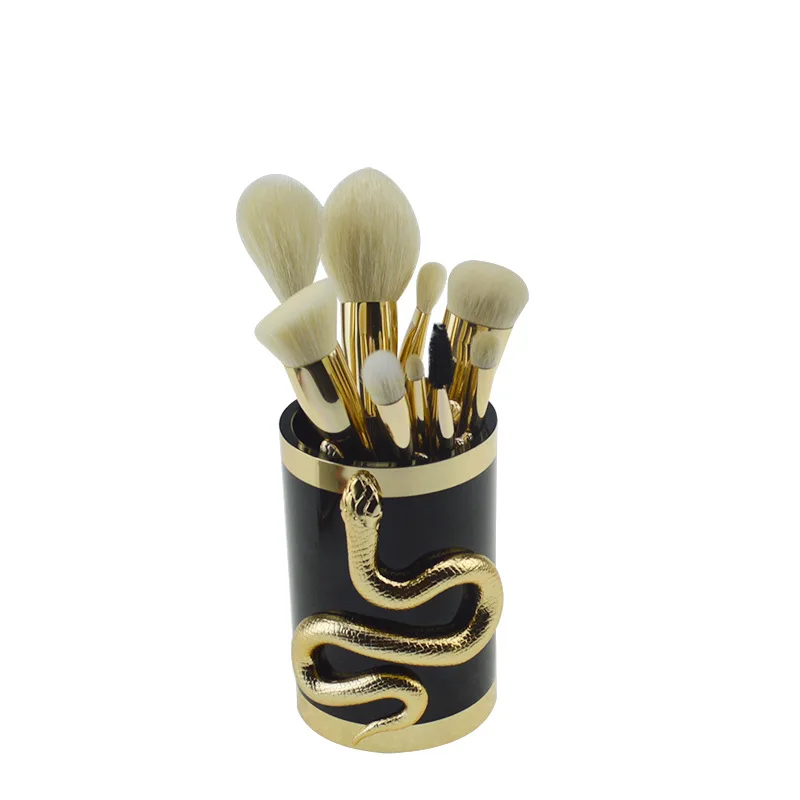 Set 10 Pinceaux Maquillage Professionnels + Seau en Cuir PU – Poils Synthétiques Doux