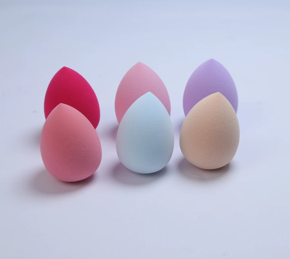 Éponge Maquillage en Forme d'Œuf – Teint Parfait & Lavable | Colorée