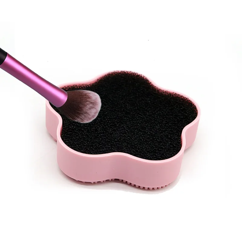 Tapis Nettoyant Brosse Maquillage en Silicone – Lavable & Réutilisable