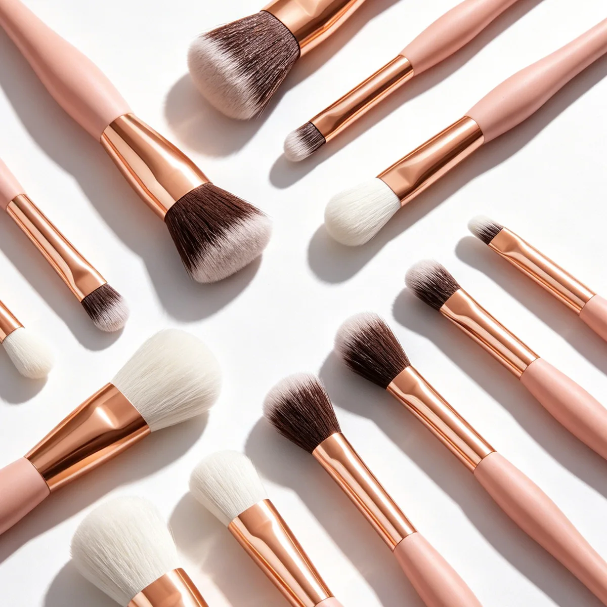 Set 8 Pinceaux Maquillage Professionnels Rose – Poils Synthétiques Vegan & Manche en Bois