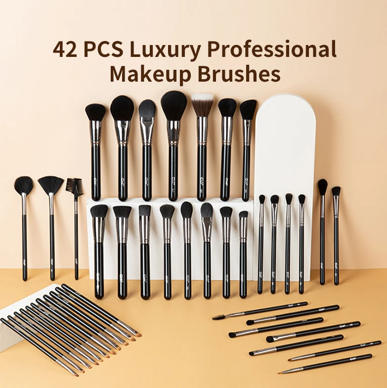 Lot 42 Pinceaux Maquillage Professionnels – Microfibre Cristalline, Manche en Bois, Logo Personnalisable