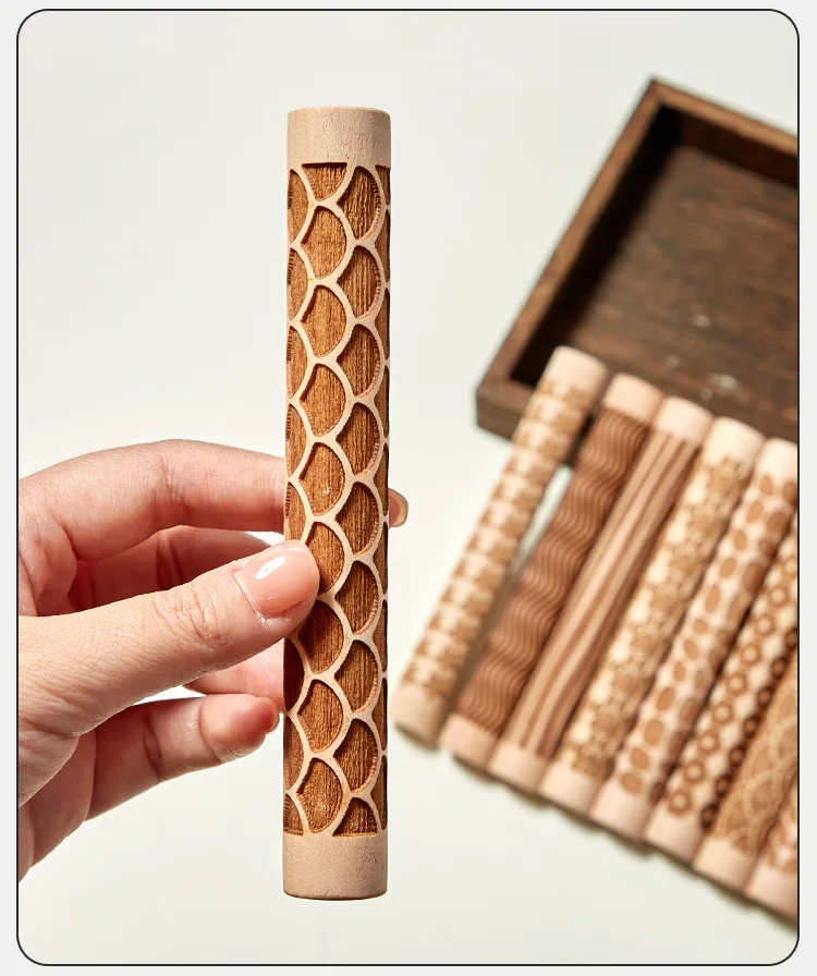Rouleau à Pâte Texturé XinyiArt en Bois de Bouleau – Set 11 Pièces pour Poterie & Argile