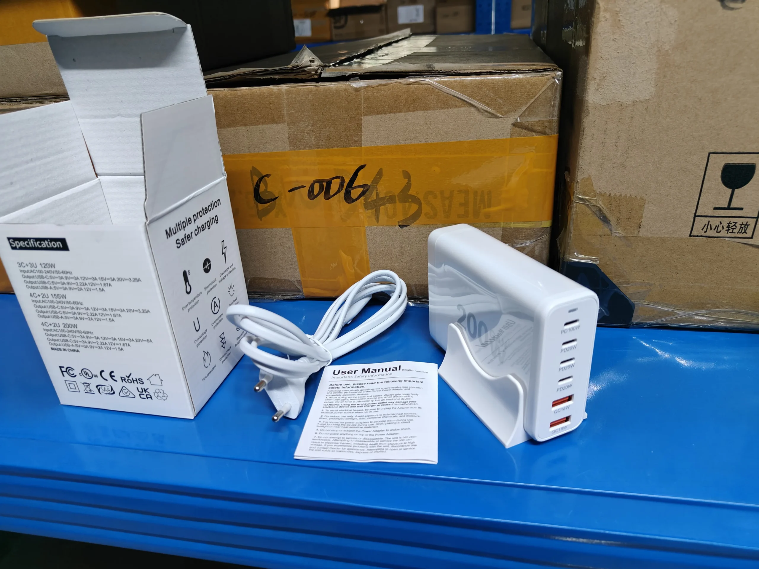 Station de Charge GaN 200W 6 Ports USB-C PD Chargeur Bureau Rapide Multiappareils