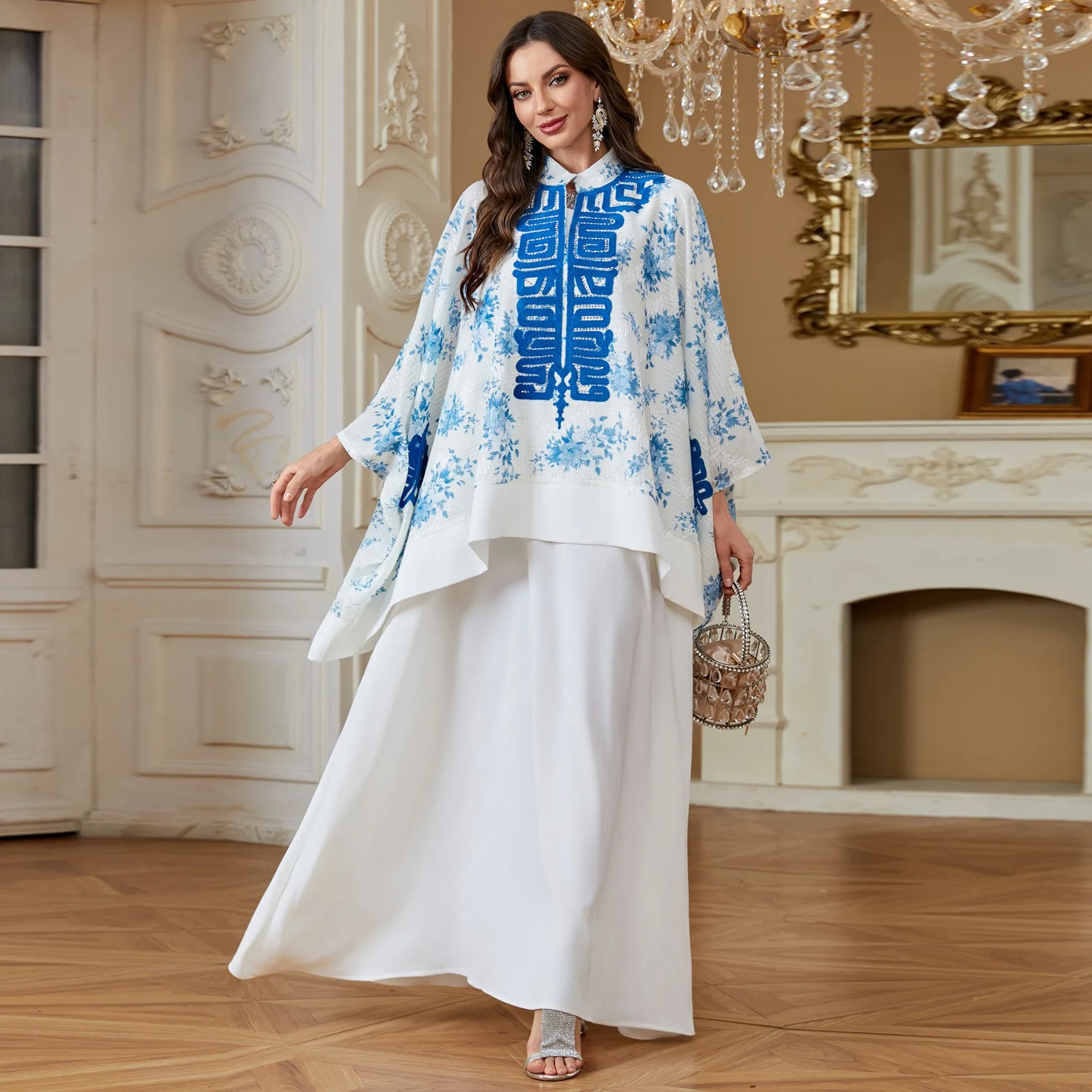 Ensemble Abaya Femme AB554 – Robe Maxi Florale Brodée avec Manches à Cordons