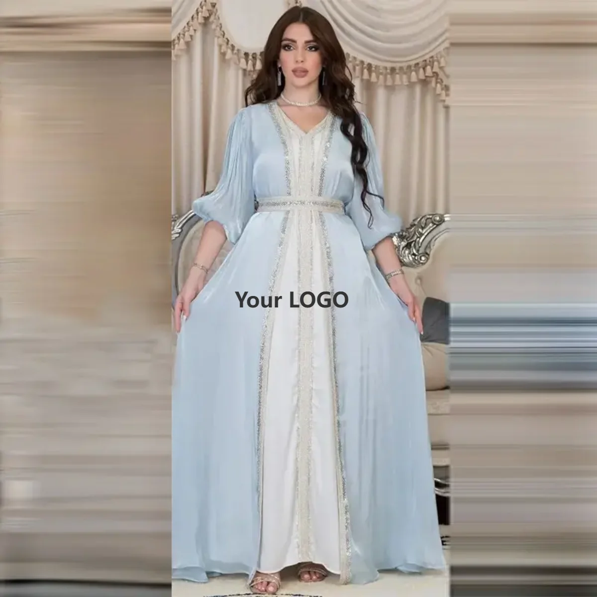 Ensemble Abaya Femme AB554 – Robe Maxi Florale Brodée avec Manches à Cordons