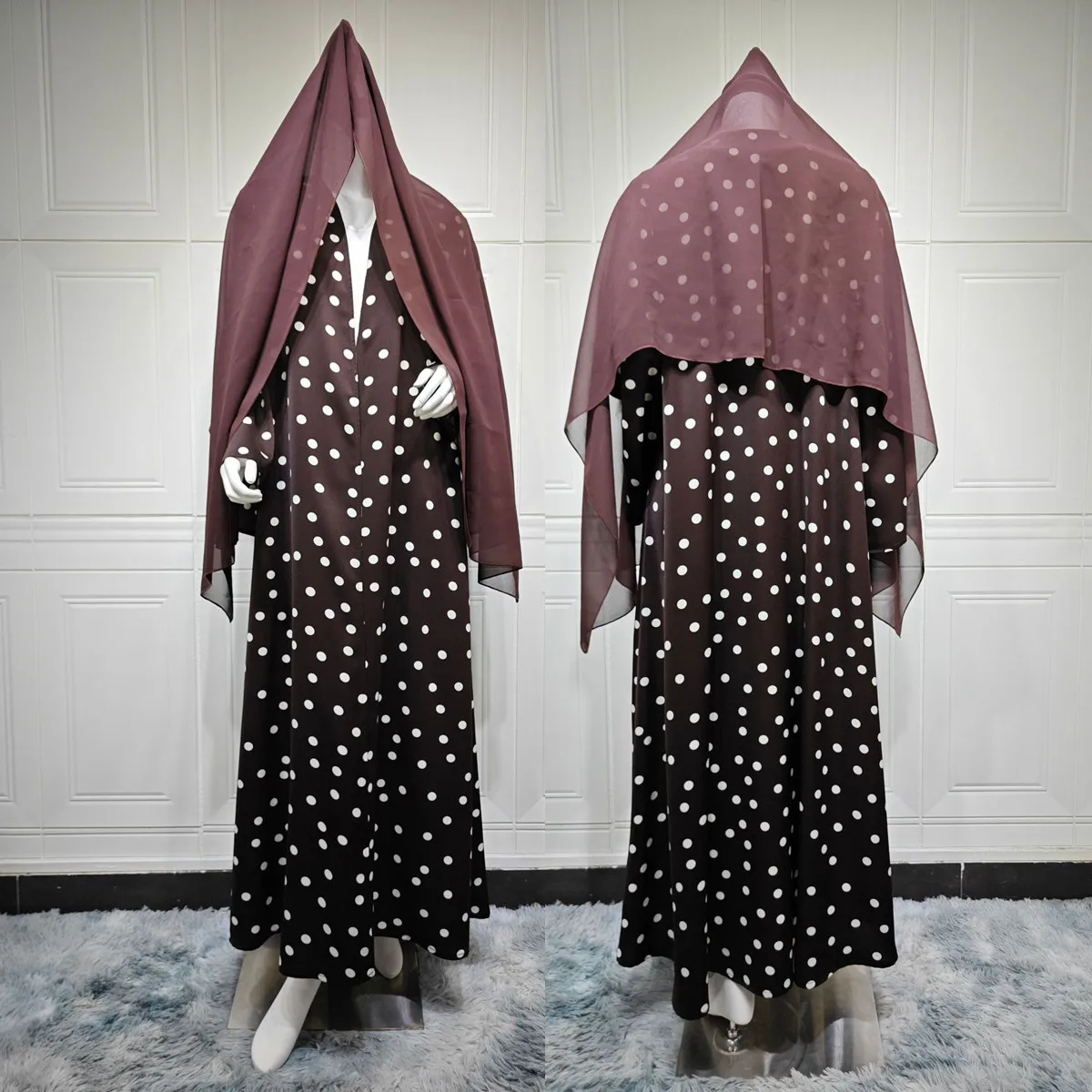 Abaya Ouverte à Pois MQ277 – Robe Maxi Islamique avec Voile, Style Dubaï