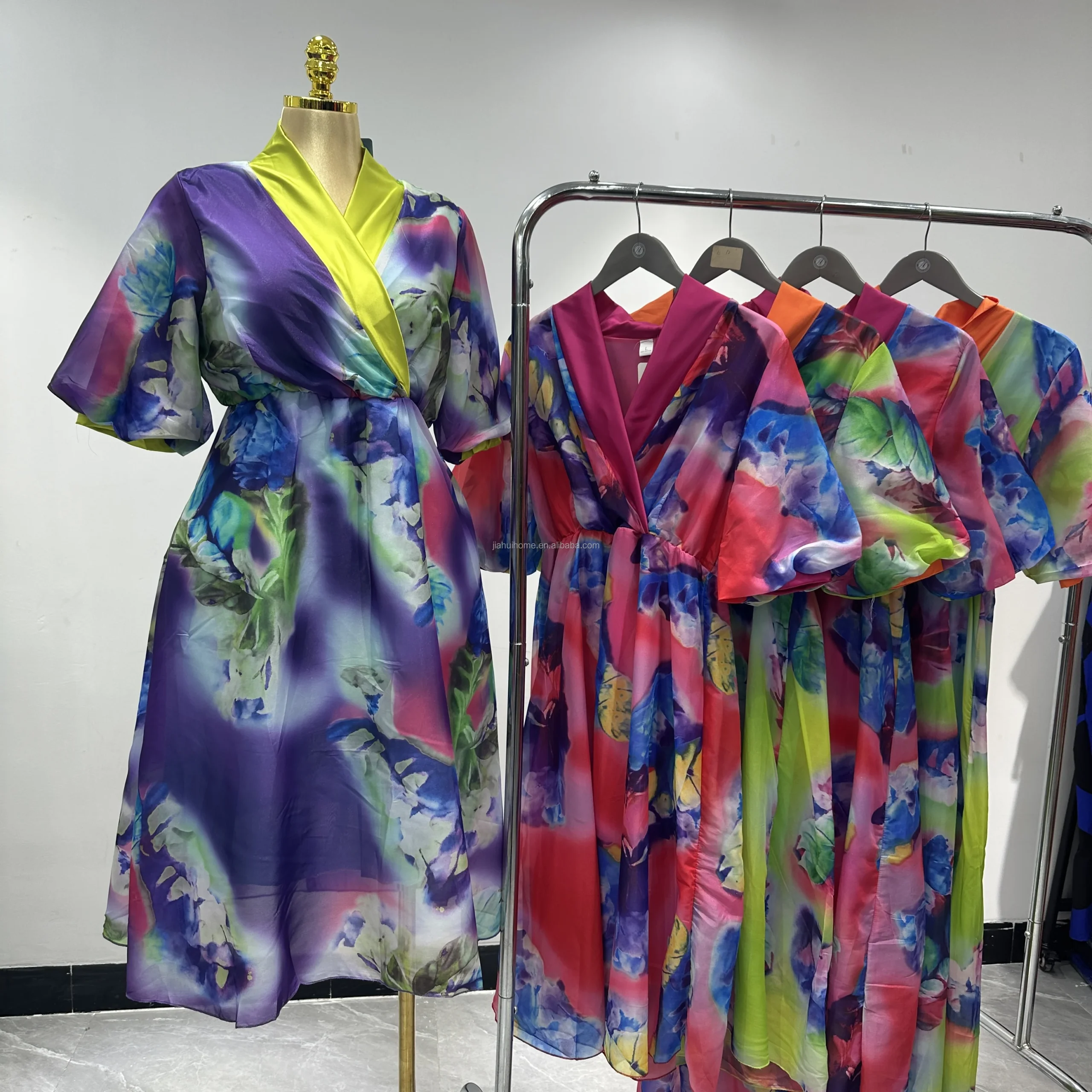 Robe Africaine Femme Grande Taille – Légère, Brodée & Tendance (Été)