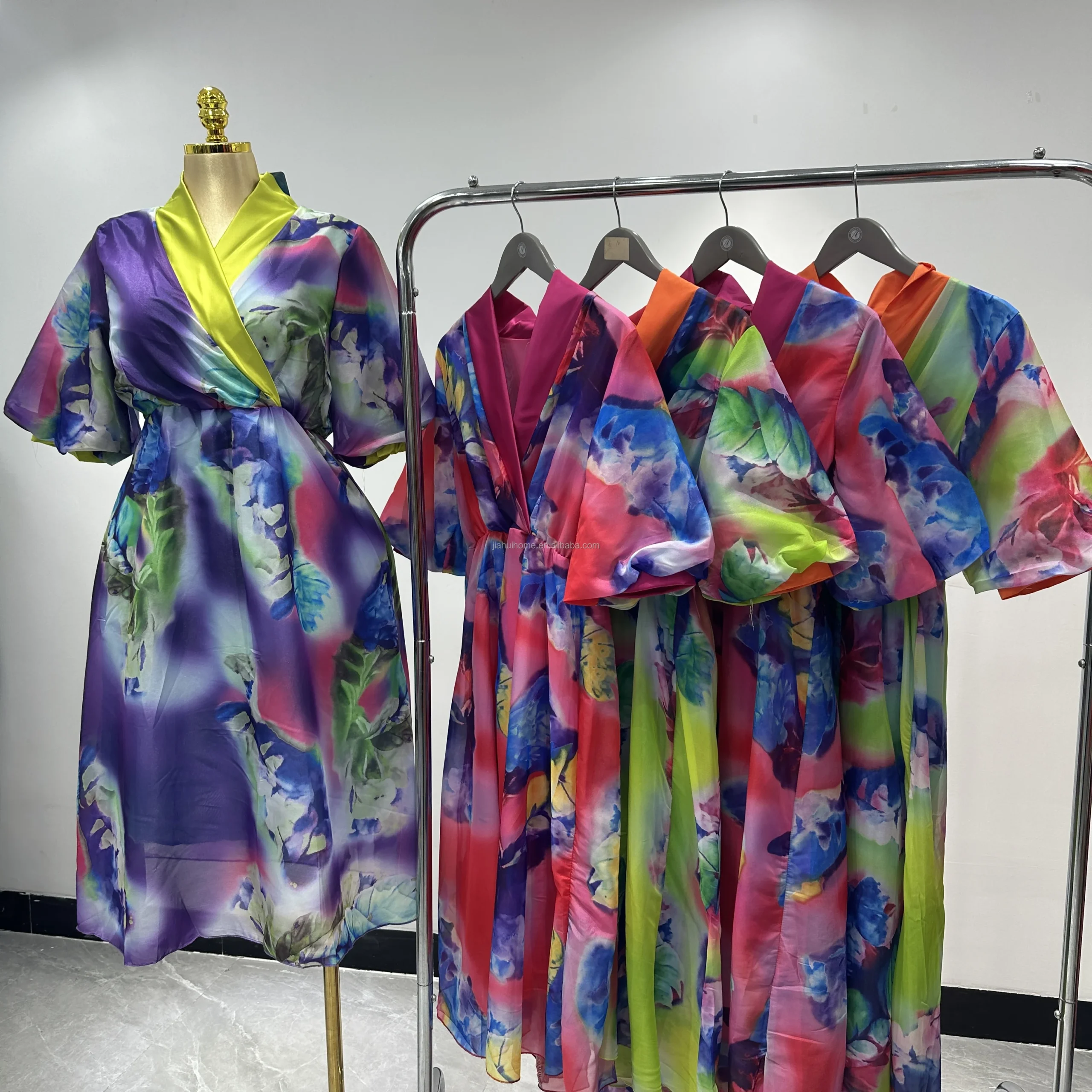 Robe Africaine Femme Grande Taille – Légère, Brodée & Tendance (Été)