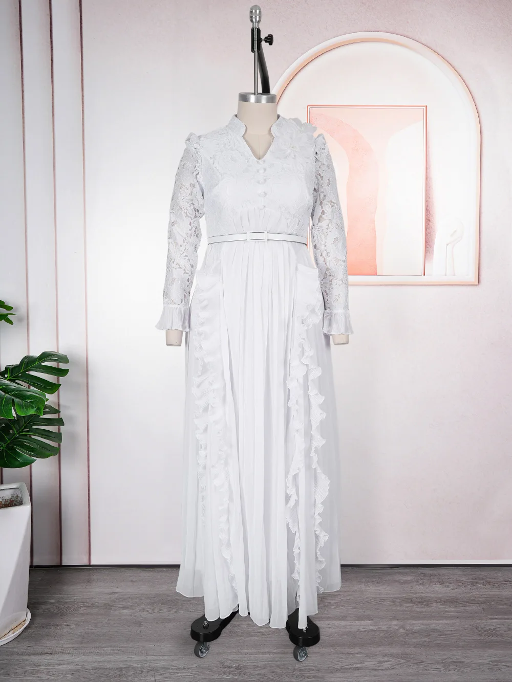 Robe Longue Africaine Grande Taille Dentelle & Strass – Col V Élégant Soirée & Mariage