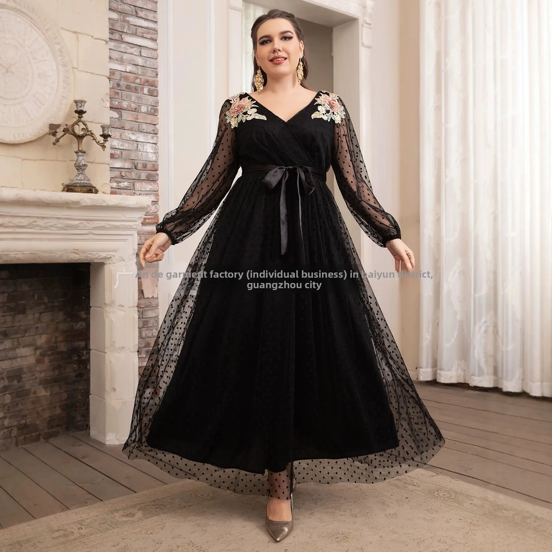 Robe Fée Grande Taille 4XL – Broderie 3D Florale & Strass – Soirée & Mariage