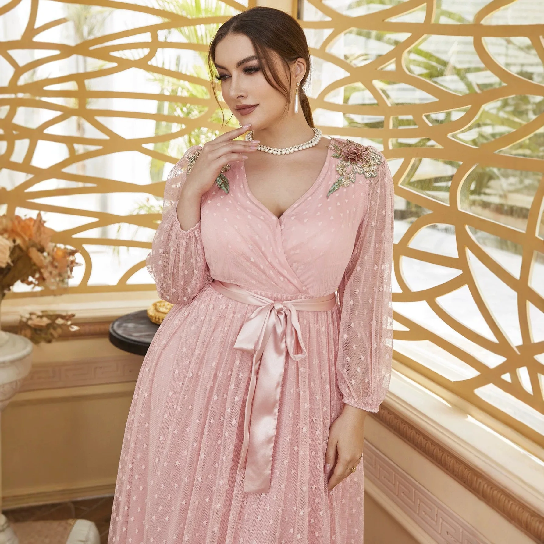 Robe Fée Grande Taille 4XL – Broderie 3D Florale & Strass – Soirée & Mariage