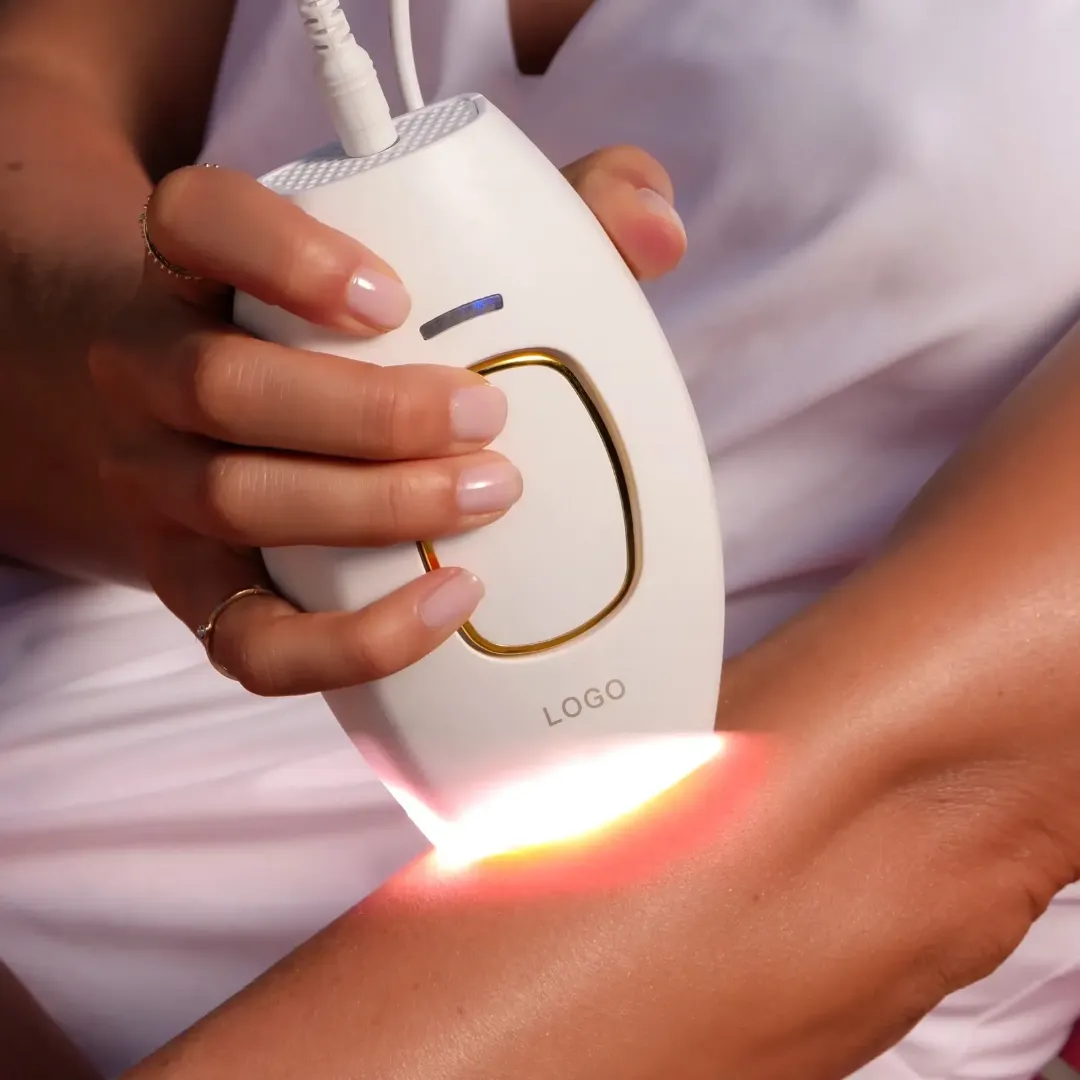 Épilateur Laser IPL Portable – Épilation Définitive Indolore pour Tous Types de Peaux, Peau Claire et Peau Foncée