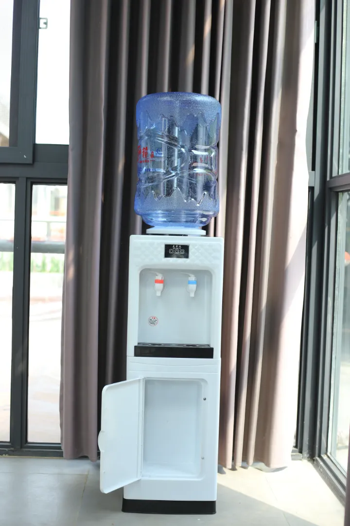 Distributeur d'Eau Chaude et Froide - Compact, Électrique, avec Rangement Intégré - Idéal Maison et Bureau