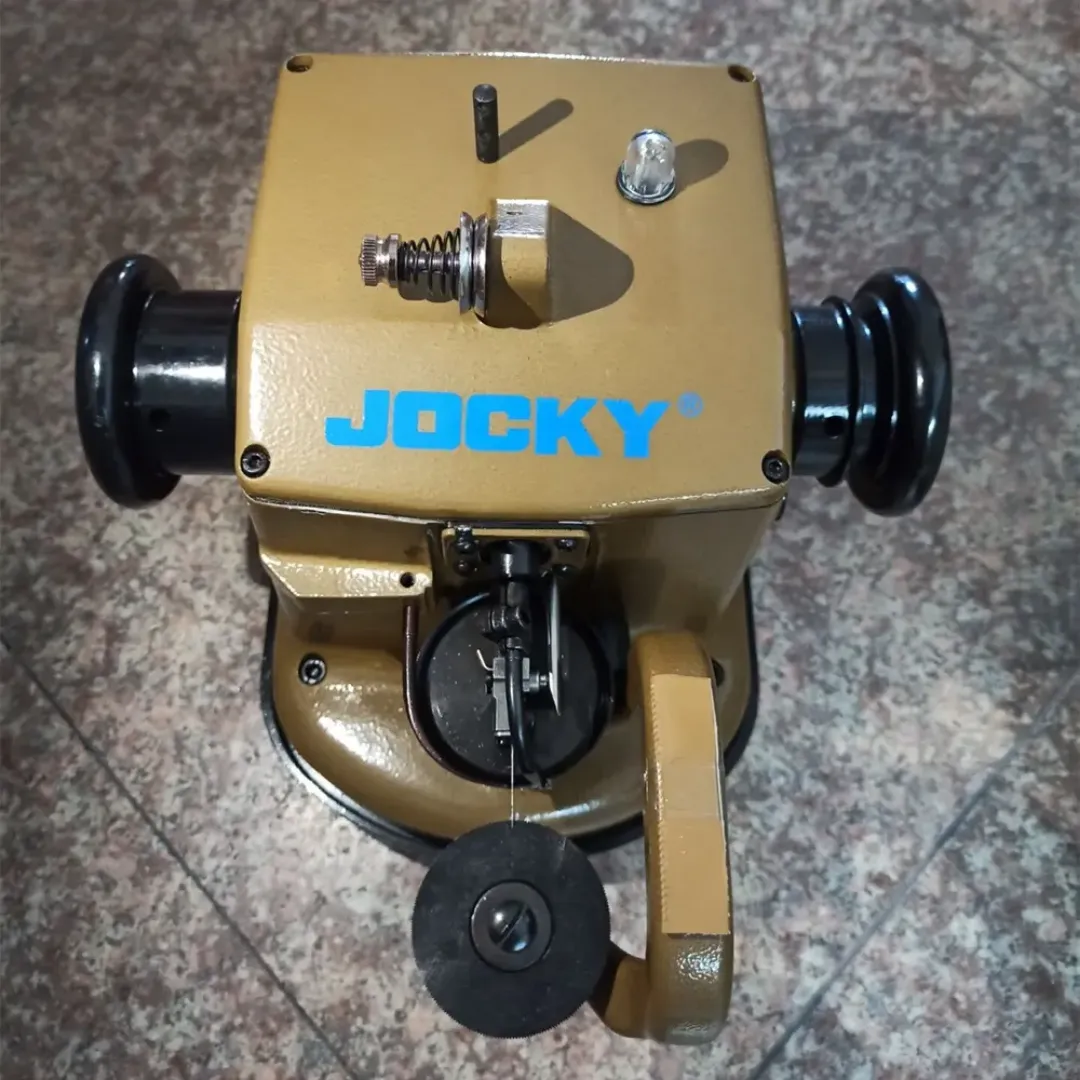 Machine à Coudre Industrielle Spéciale Fourrure HONKON HK 4-4 - Haute Vitesse