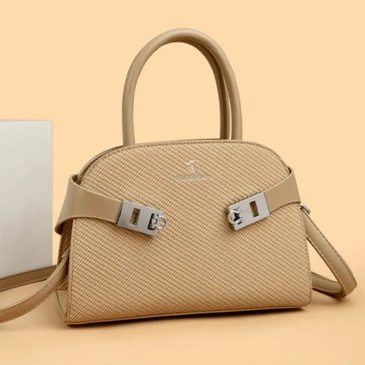 Sac à Main Élégant à Boucles Métalliques - Look Classique et Tendance