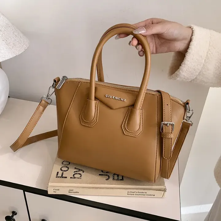 Sac à Main Élégance Urbaine – Style Classique et Tendance