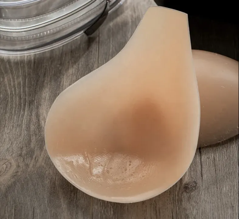 Soutien-gorge Invisible Autocollant en Silicone – Push-up Sans Bretelles