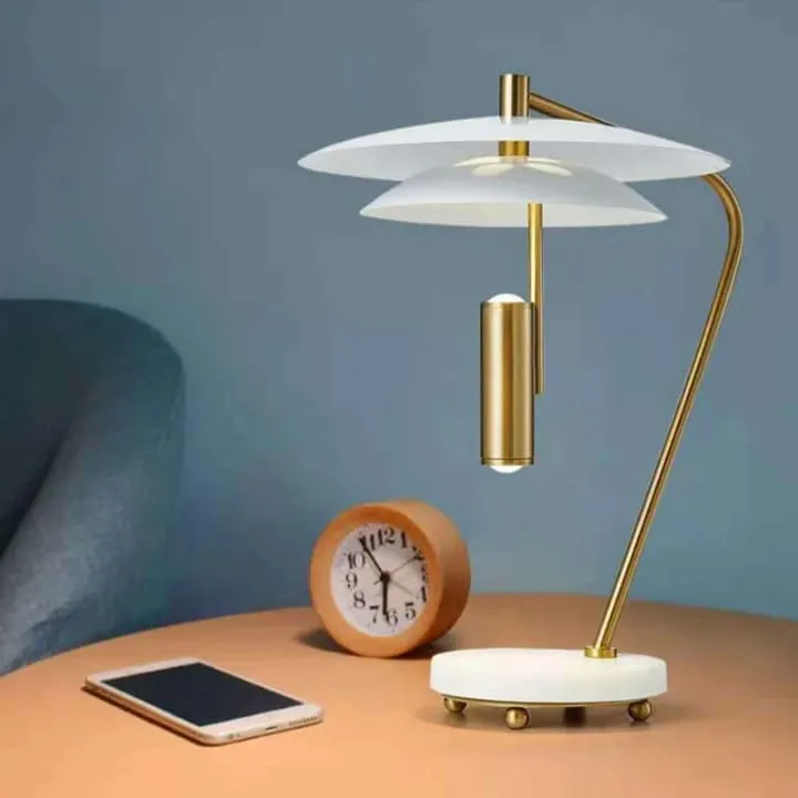 Lampe Scandinave en Laiton et Verre – TQ22037