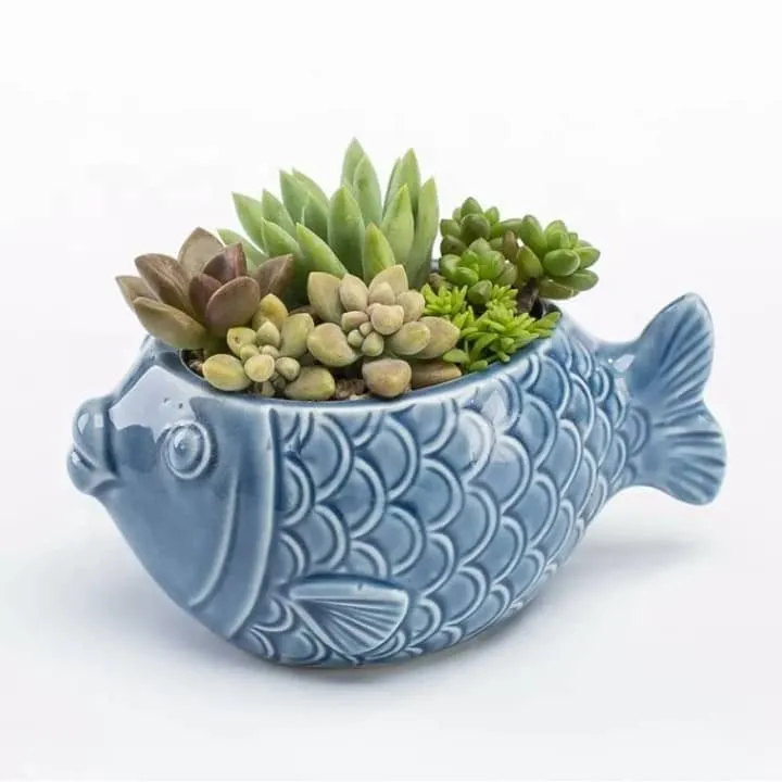 Pot décoratif en forme de poisson – Céramique bleu pastel