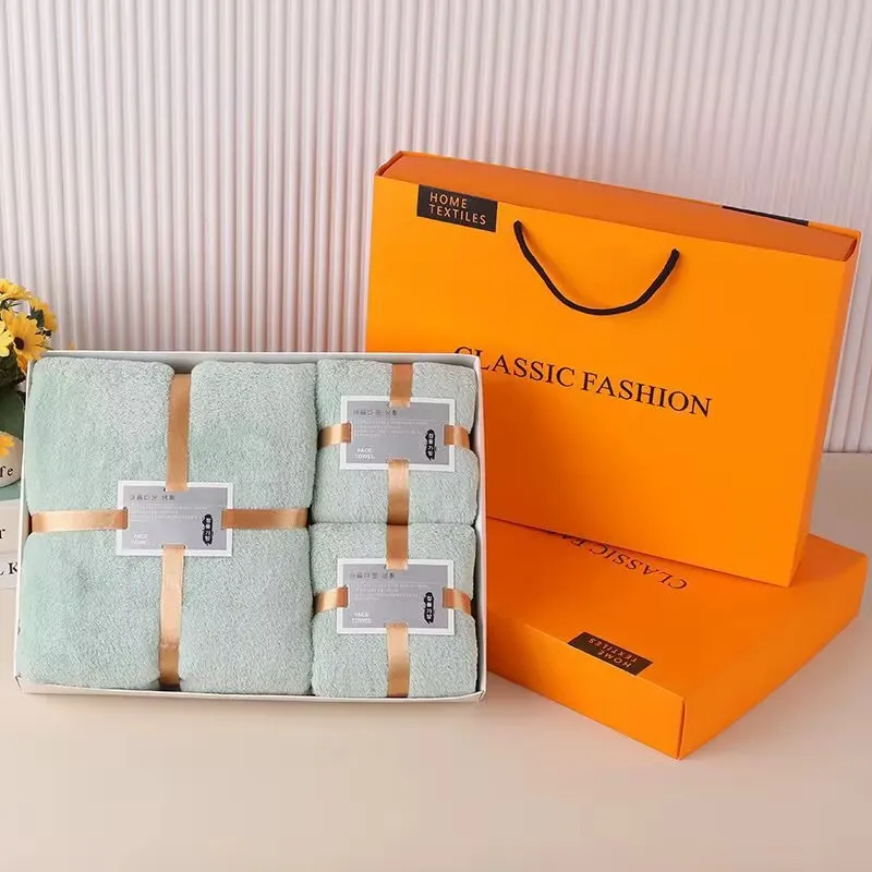 Coffret Luxe de Serviettes Ultra-Douces – 4 Pièces | Idée Cadeau Élégante | 100% Coton Premium