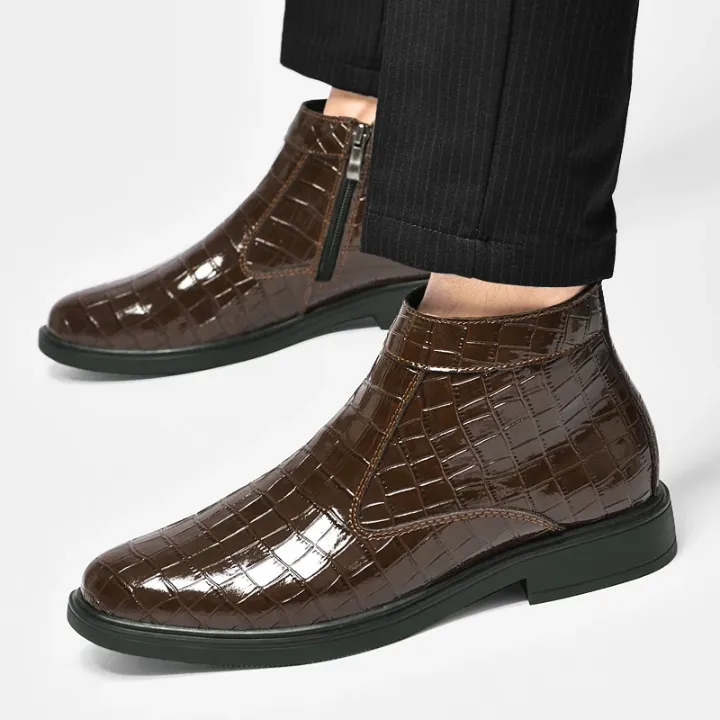 Bottine Homme Vernie à Motif Croco – Élégance Intemporelle et Finition Brillante