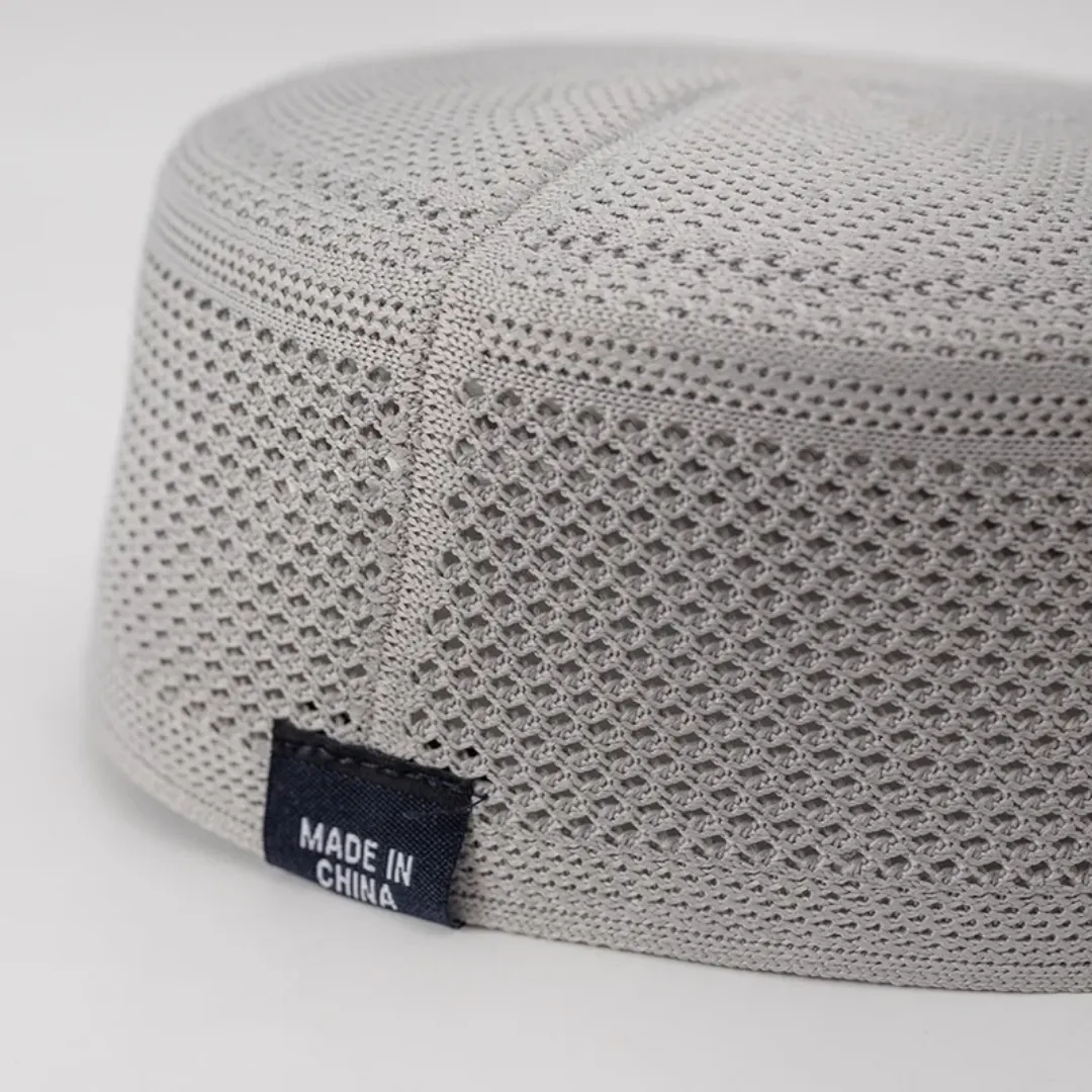 Bonnet Islamique Classique – Modèle Ajouré Multicolore