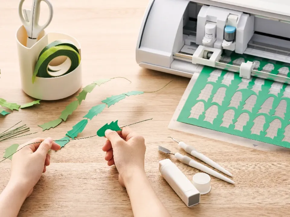 Plotter de Découpe Électronique – Machine de Découpe de Précision pour Créations