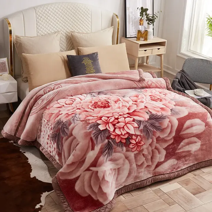 Couverture douce en flanelle à motif floral – 140×190 cm – Plusieurs couleurs disponibles