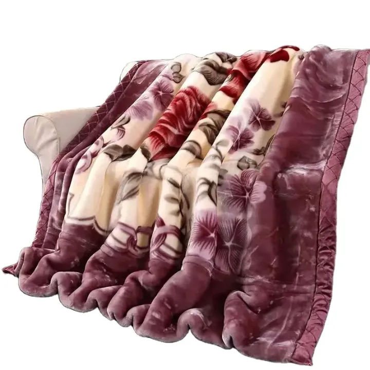 Couverture douce en flanelle à motif floral – 140×190 cm – Plusieurs couleurs disponibles