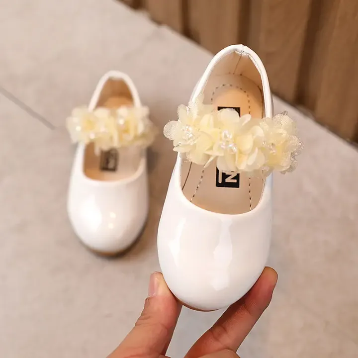 Chaussures en cuir de princesse pour filles