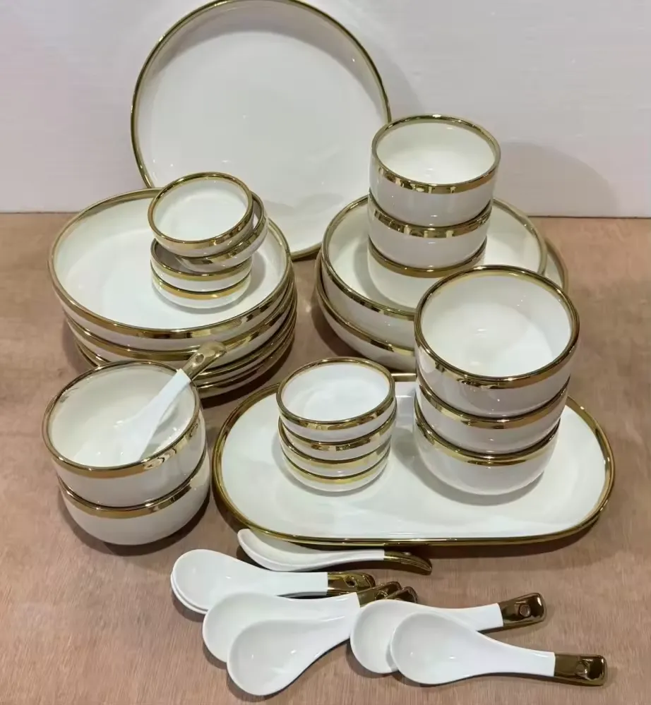 Ensemble de vaisselles 18 pièces en porcelaine avec finition dorée – Raffinement pour 3 à 4 personnes