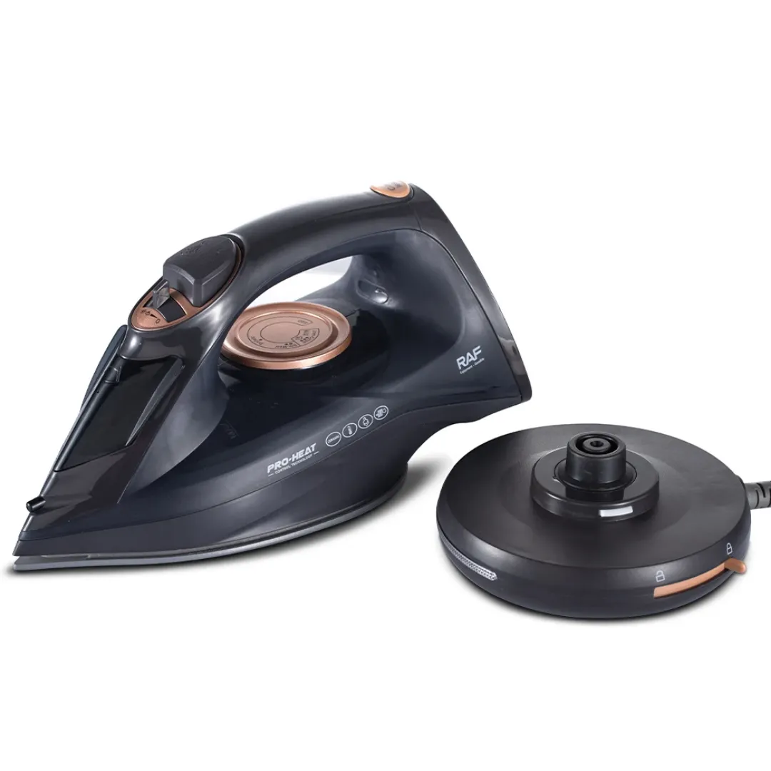RAF R.1349 Fer à repasser à vapeur électrique avec réservoir d'eau