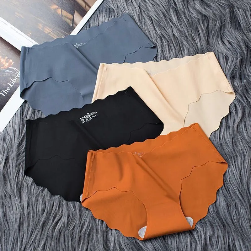 Lot de 1 à 5 culottes (selon l’option choisie)