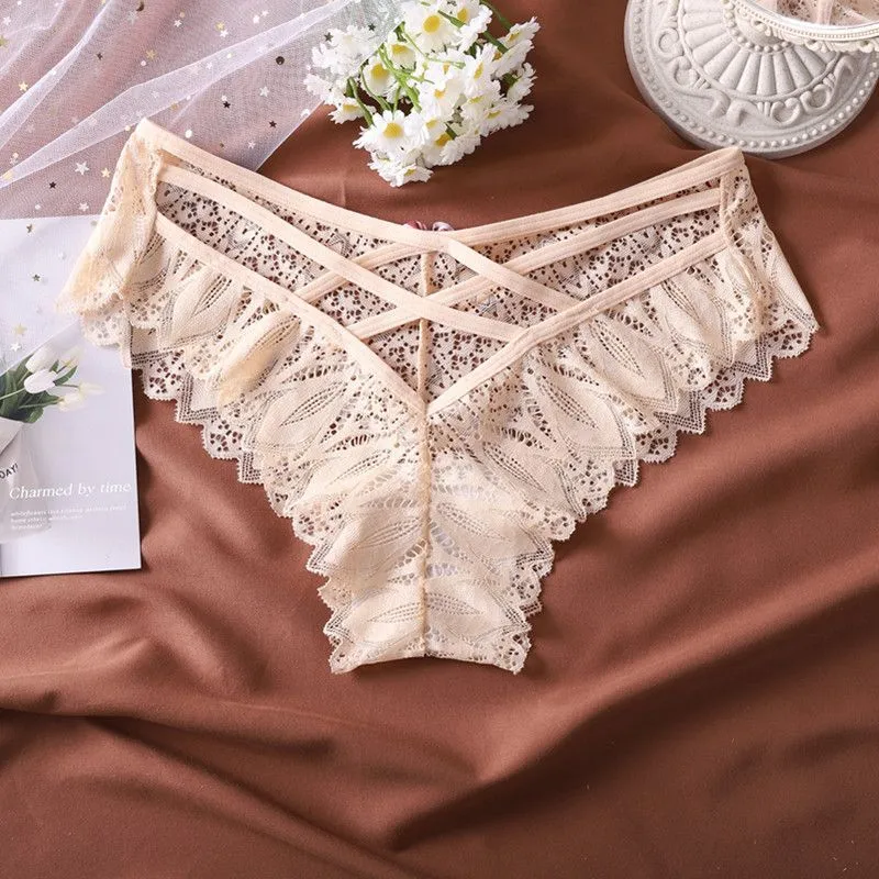 Lot de 3 pièces. Culotte femme en dentelle à lanières croisées – Design moderne, élégant et confortable