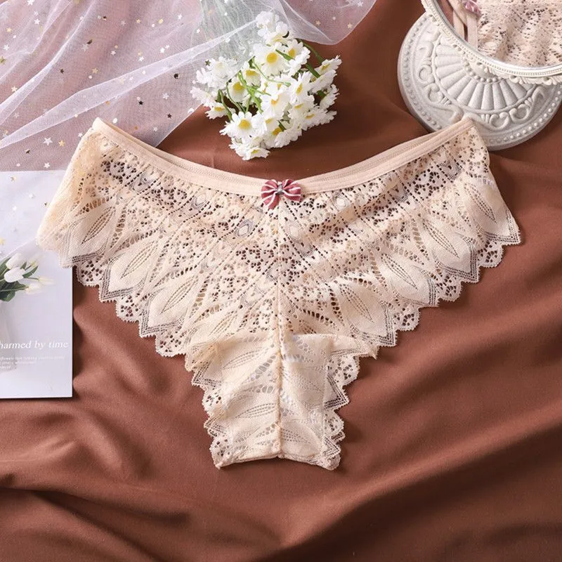 Lot de 3 pièces. Culotte femme en dentelle à lanières croisées – Design moderne, élégant et confortable