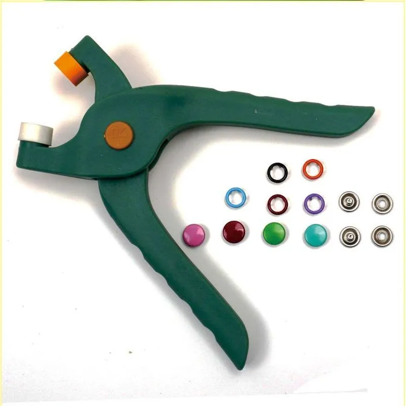 Kit boutons pression multicolores avec pince de pose et coffret de rangement