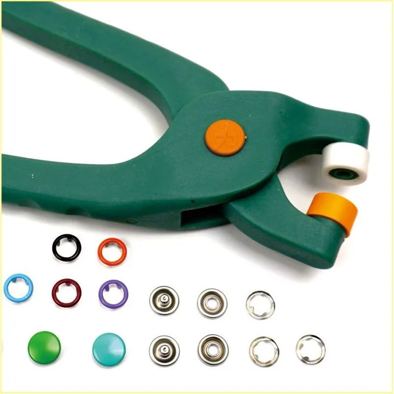 Kit boutons pression multicolores avec pince de pose et coffret de rangement